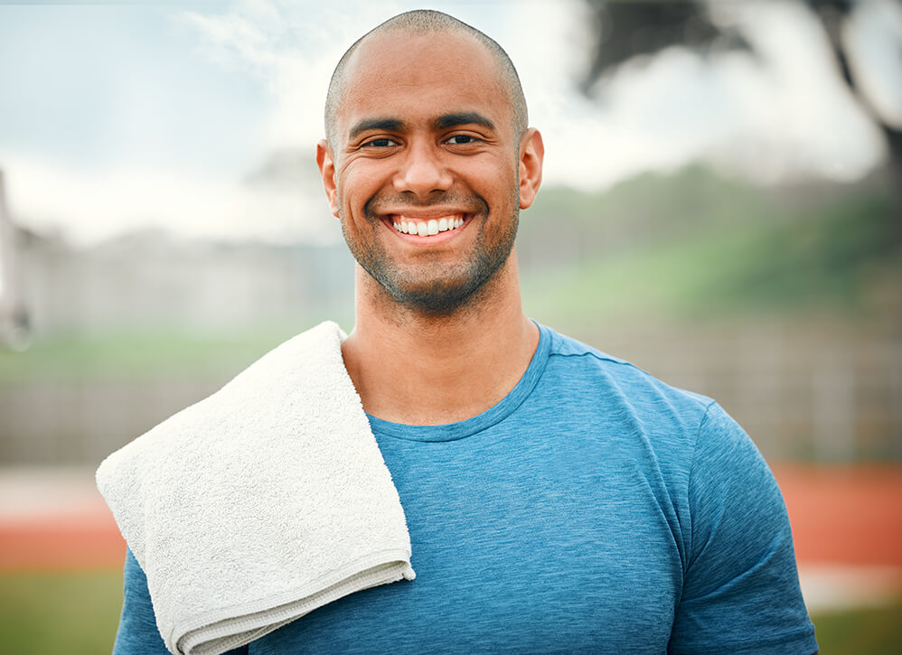 cropped-portrait-of-a-handsome-young-male-athlete-2025-04-06-11-25-04-utc (1)
